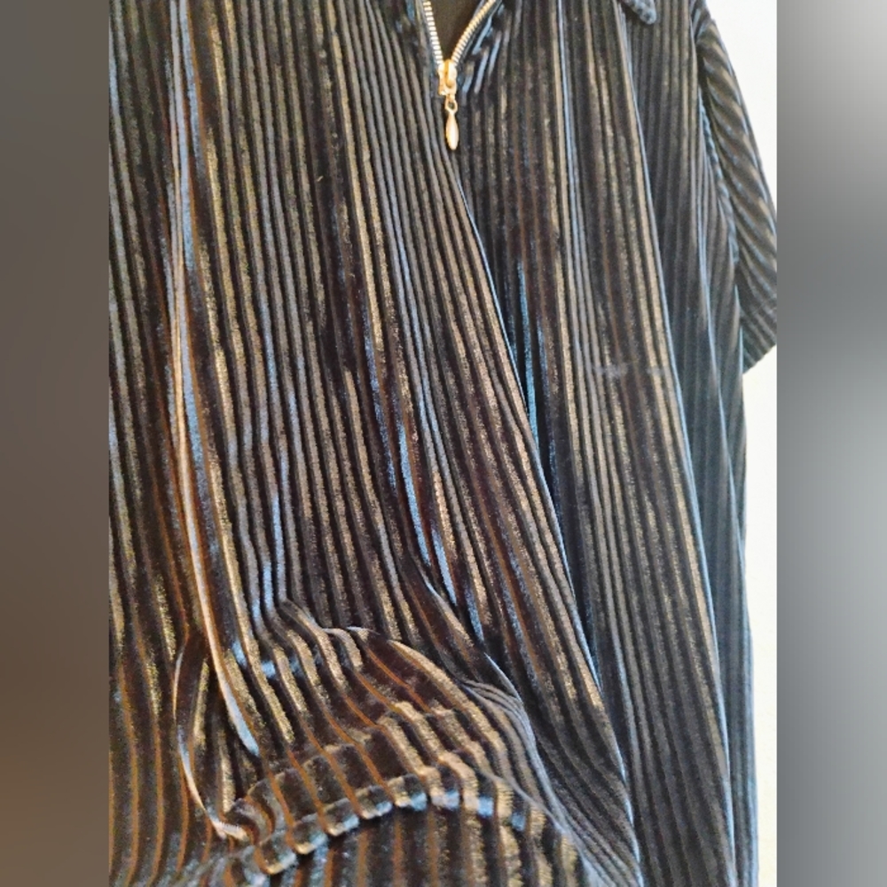 Striped Velvet Zip-Up Shirt - Picture 5 of 8